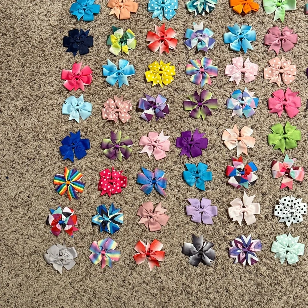 Bundle of 117 girls bow barrettes lots of variety but there are doubles